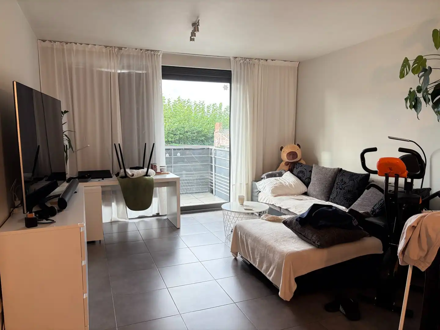 Gezellig appartement met 2 slaapkamers. foto 2