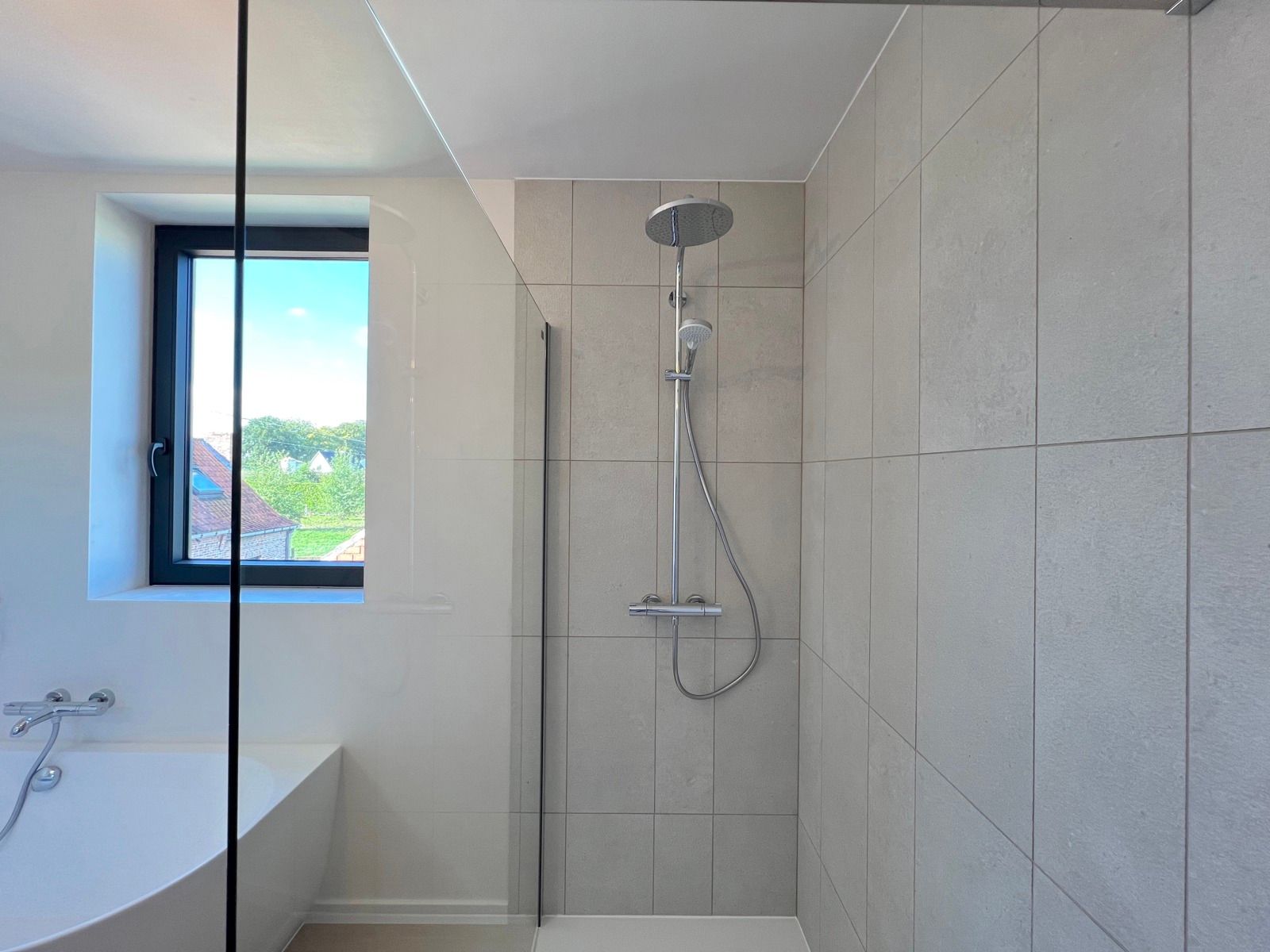 Prachtige woning met 4 slaapkamers foto 20