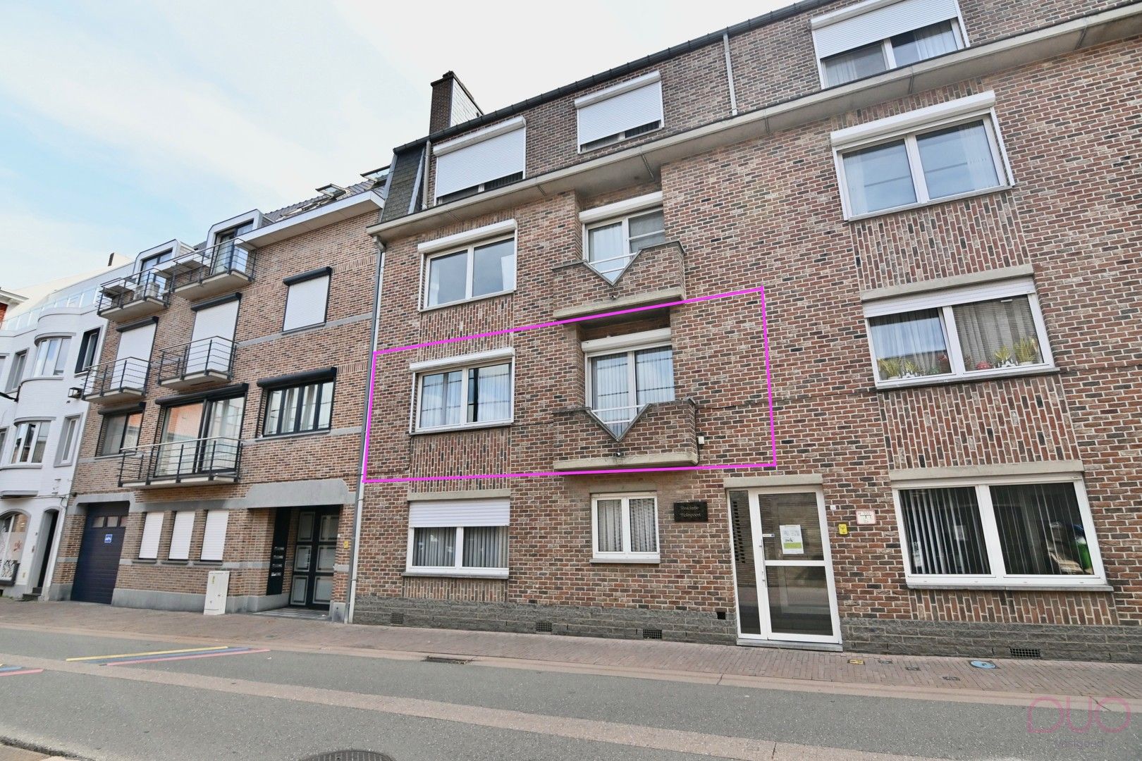 Appartement met autostaanplaats, twee slaapkamers en zowel terras als balkon in het stadscentrum foto 15