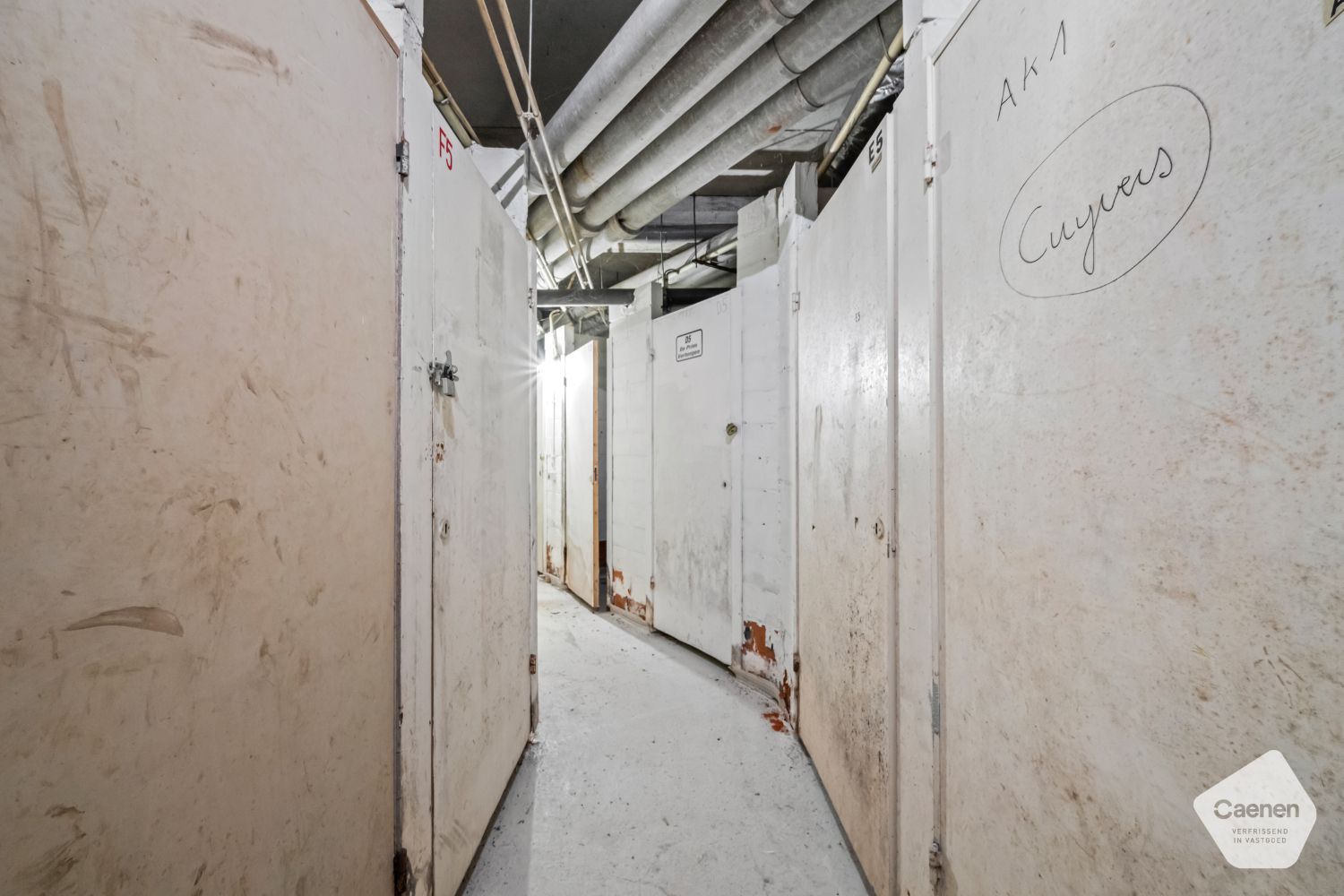 ​​​​​​​Te renoveren 1-slaapkamerappartement in hartje Blankenberge foto 11