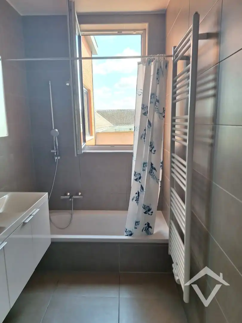 Rustig gelegen appartement met 2 slaapkamers te Bovekerke. foto 4