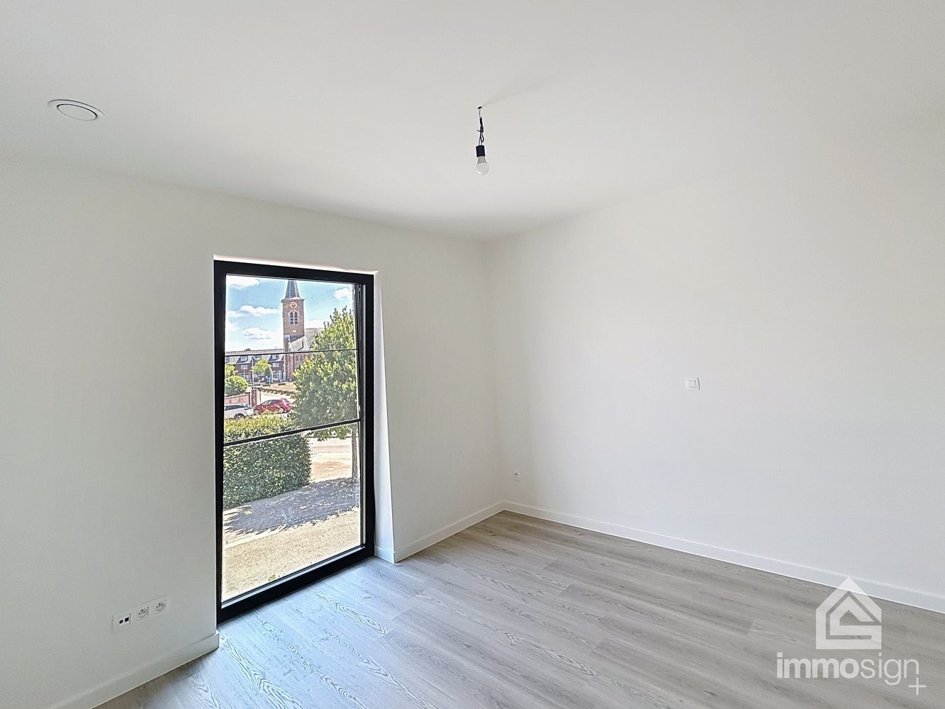 Instapklaar nieuwbouwappartement met 2 slaapkamers, terras en autostaanplaats te Kinrooi foto 13
