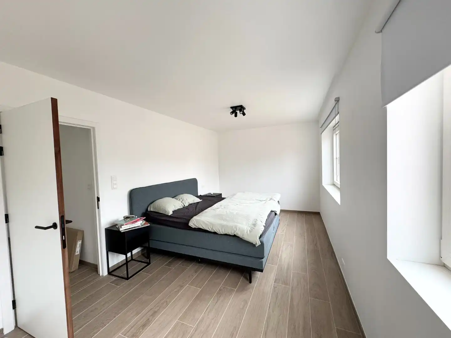 Ruime halfopen nieuwbouwwoning met 3 slaapkamers en tuin foto 6