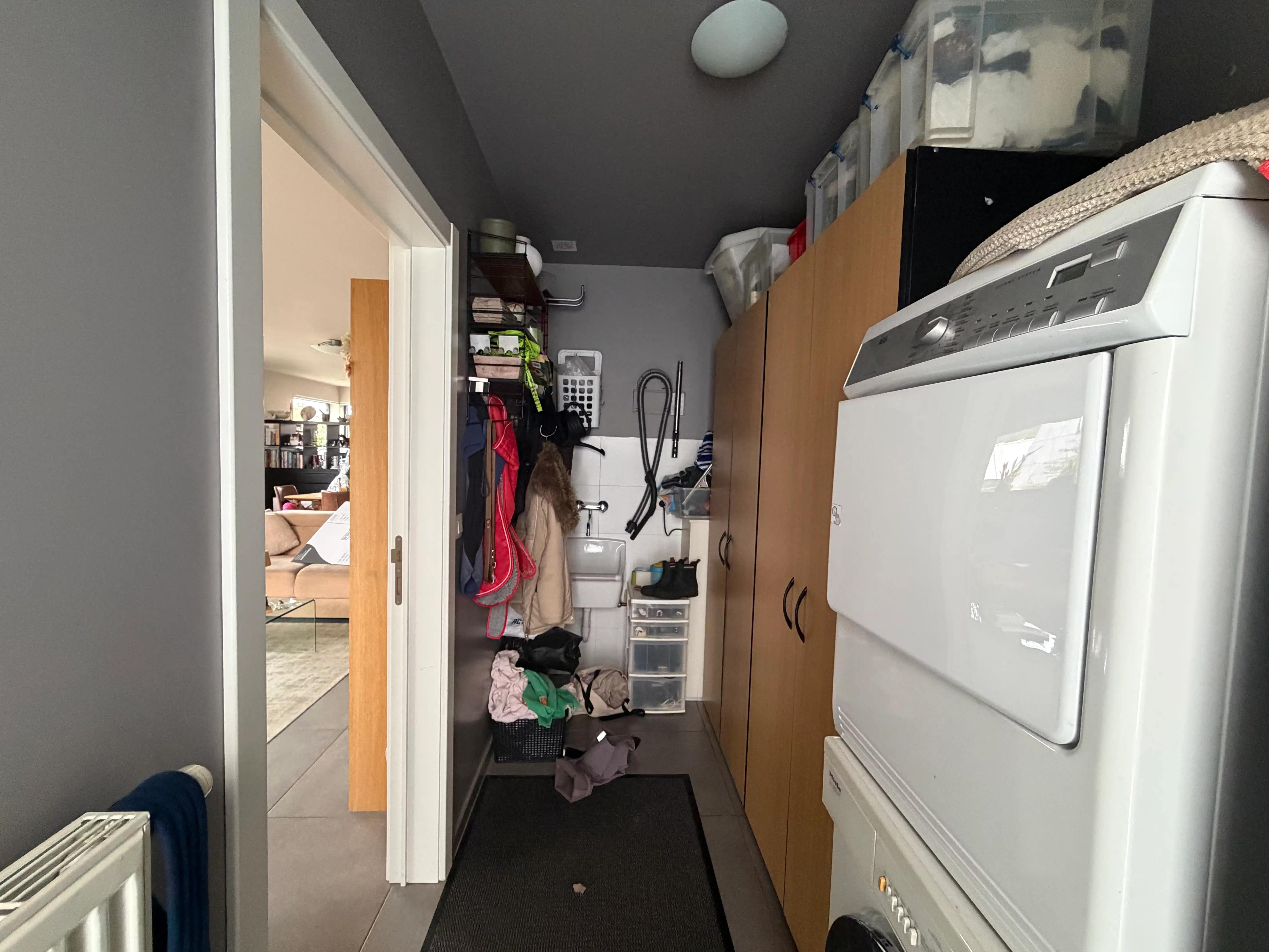 Nieuwbouwwoning (HOB) met drie slaapkamers - terras en tuin foto 9