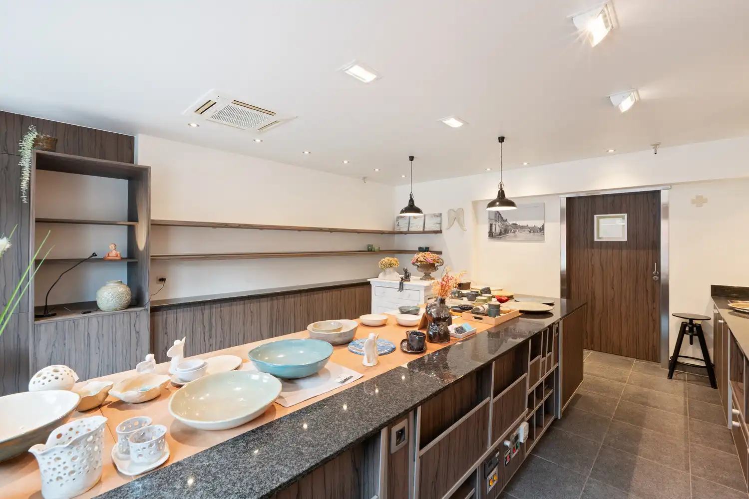 Handelspand met woonst en garage te Ruiselede. foto 5