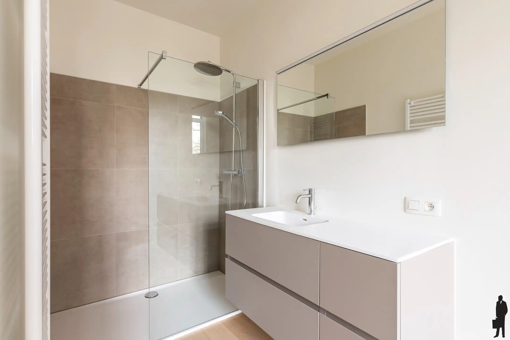 Appartement van 169m² in hart van de Turnhoutse winkelstraat foto 12