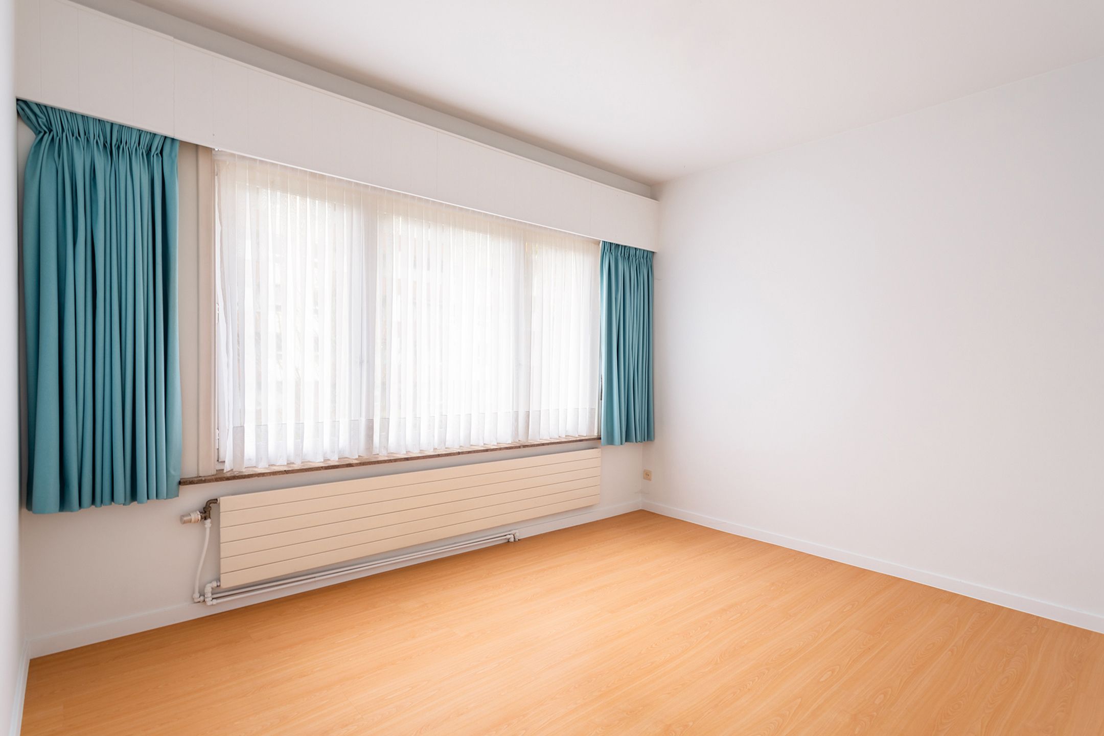 Opbrengsteigendom met 2 appartementen en 2 garageboxen foto 30
