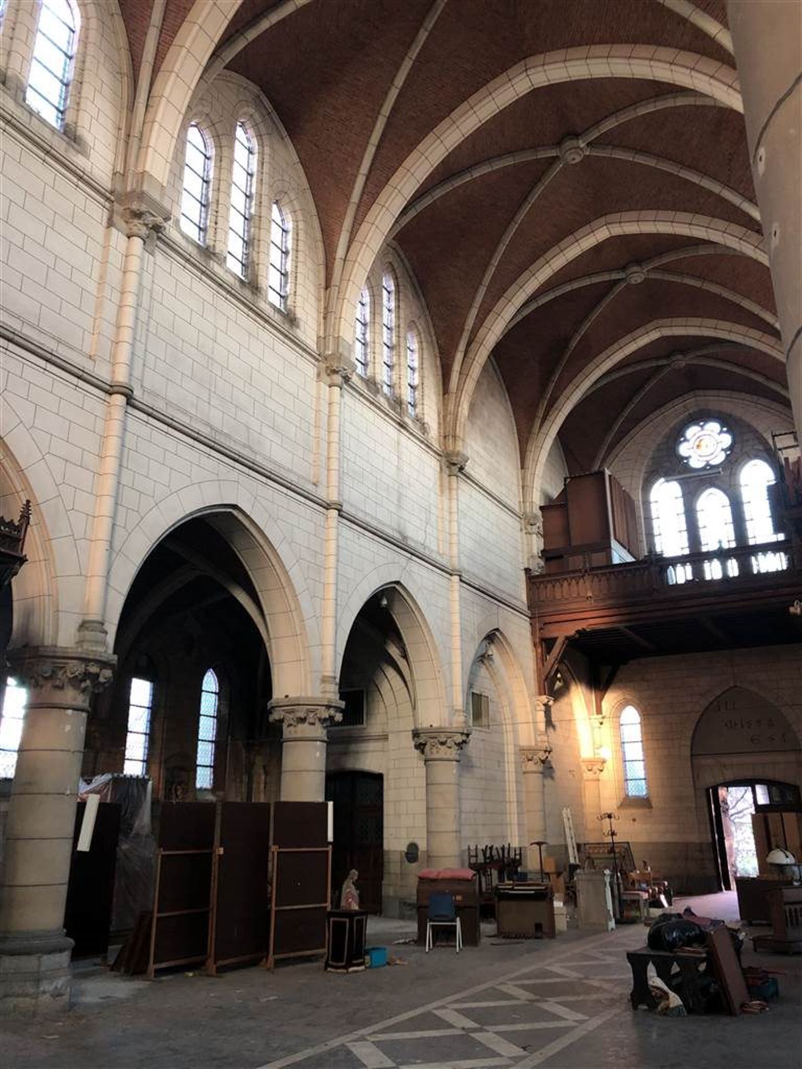 Projectgrond Heilig Hart Kerk Hoboken + voormalige pastorie foto 6