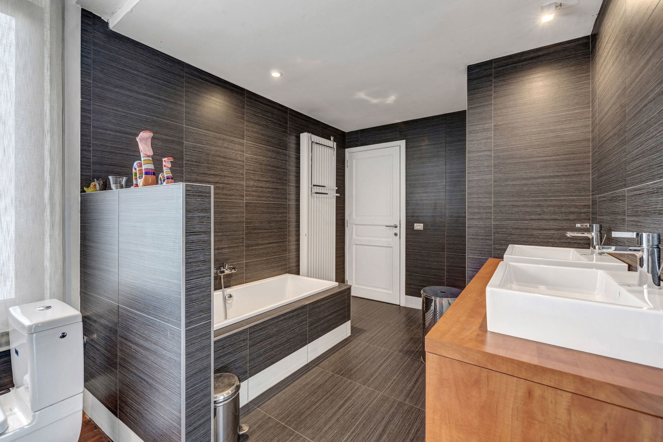  instapklare HOB met 4 slaapkamers, tuin en garage foto 15