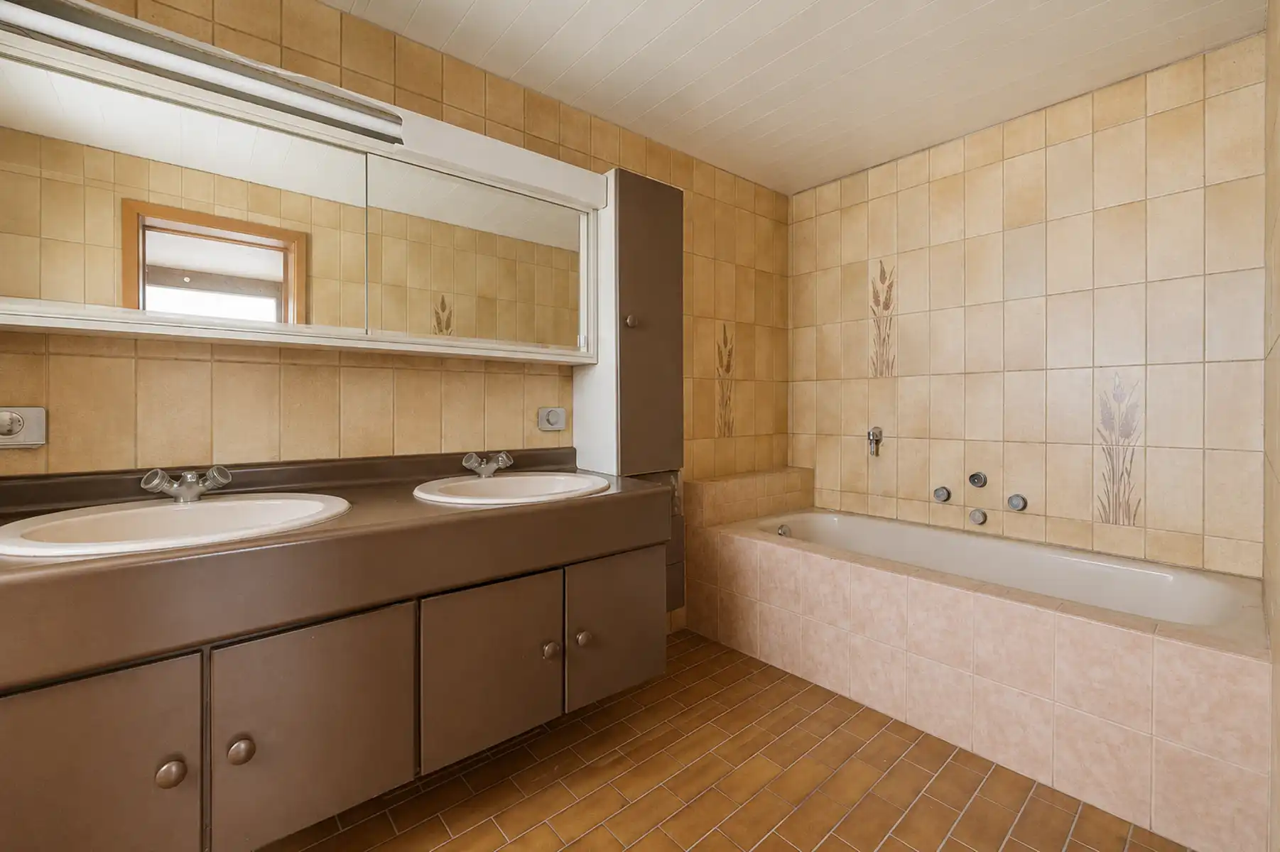 Hoekpand handel en wonen, projectgrond  foto 14
