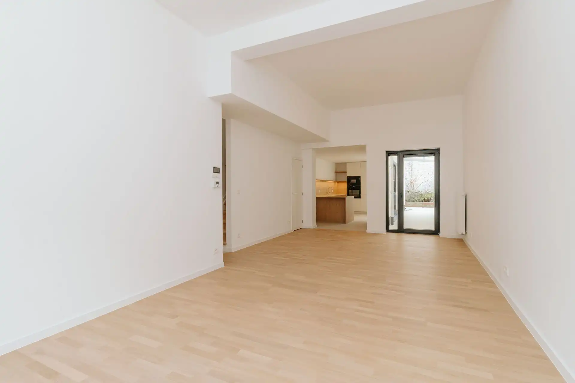 Volledig gerenoveerde woning op het Antwerpse Zuid. foto 9