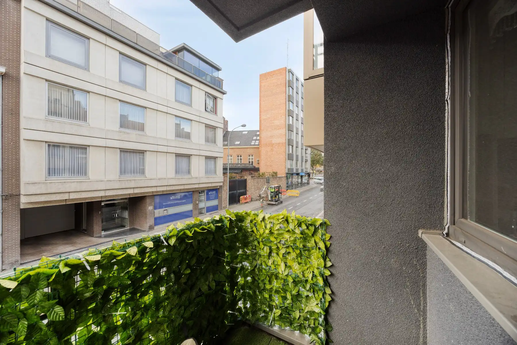 Volledig gerenoveerd appartement in kleine residentie foto 14