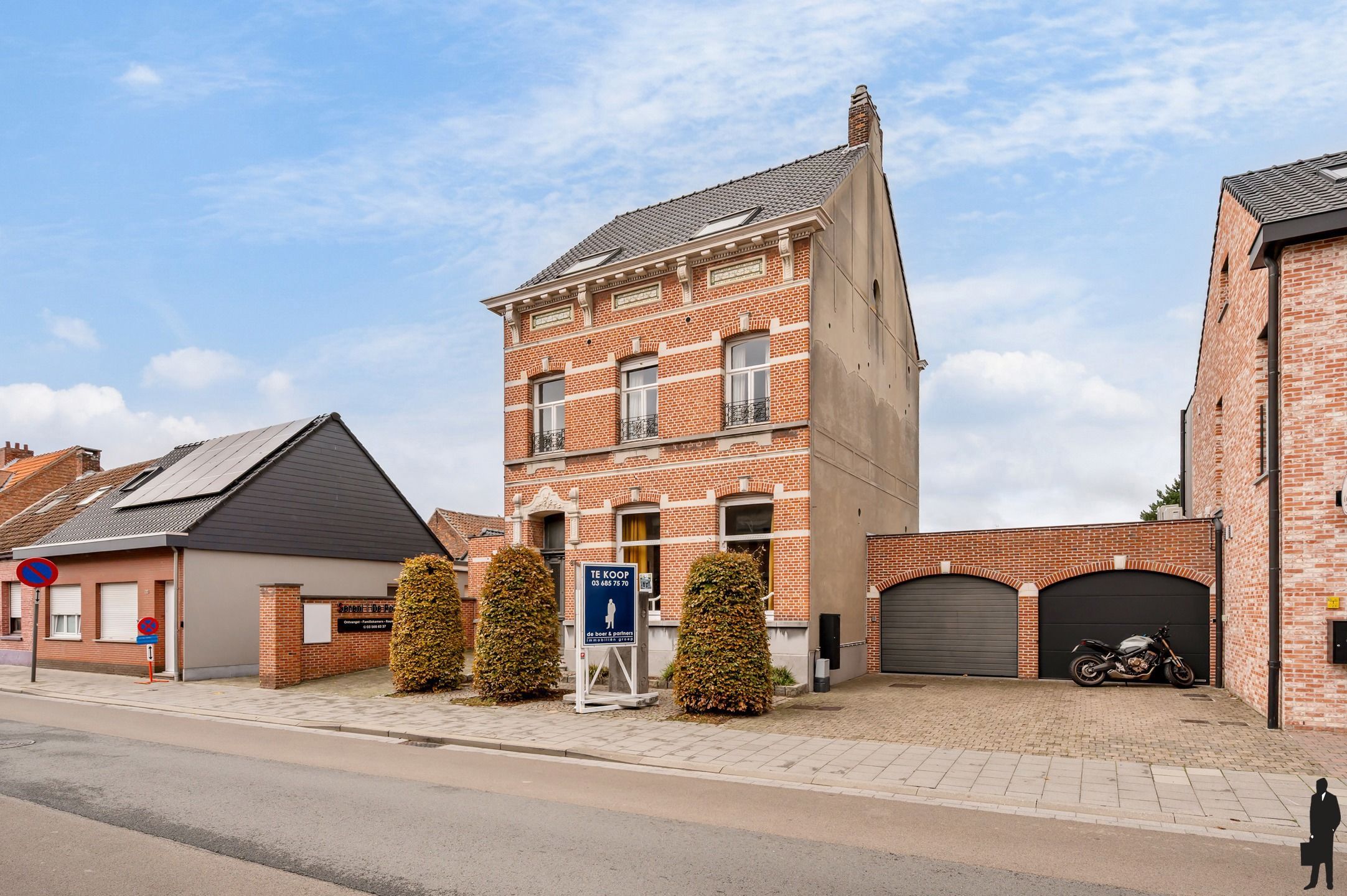 Deels gerenoveerde parel met mogelijkheden en weidegrond! foto 39