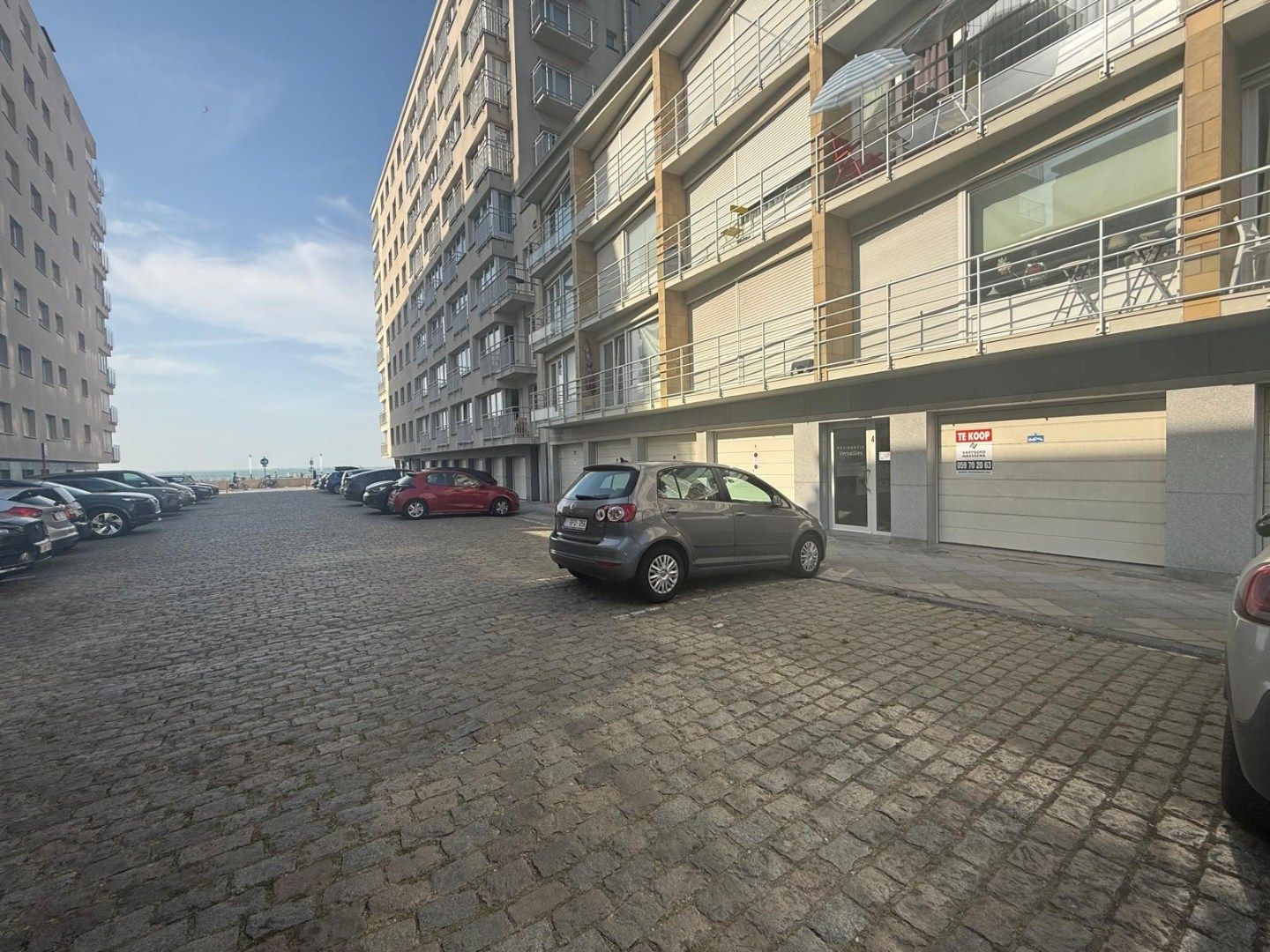 ()=>{if(producerUpdateValueVersion(node),producerAccessed(node),node.value===ERRORED)throw node.error;return node.value} Limburgstraat 4 - - 8400 Oostende