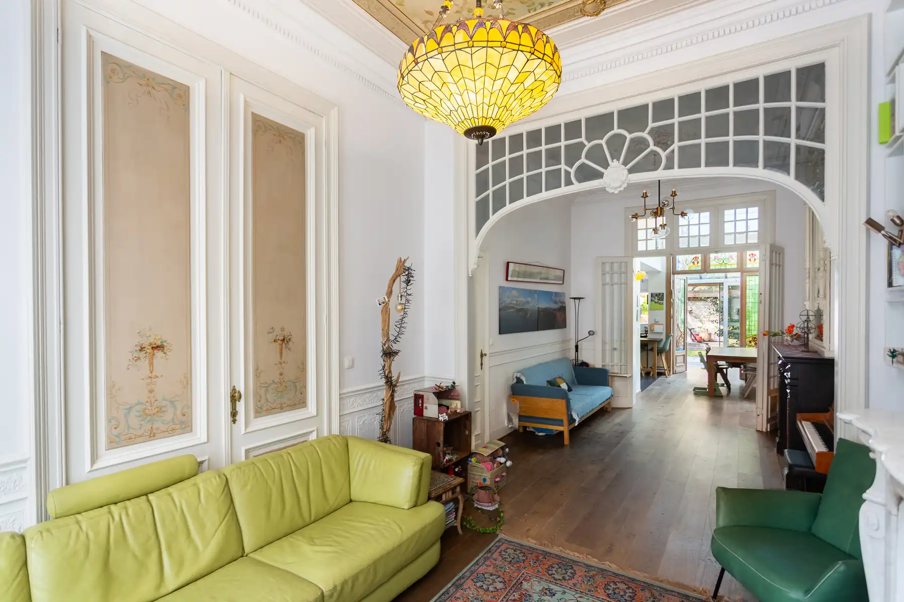 Oud-Berchem | Authentieke herenwoning met 5 slpks + tuin foto 2