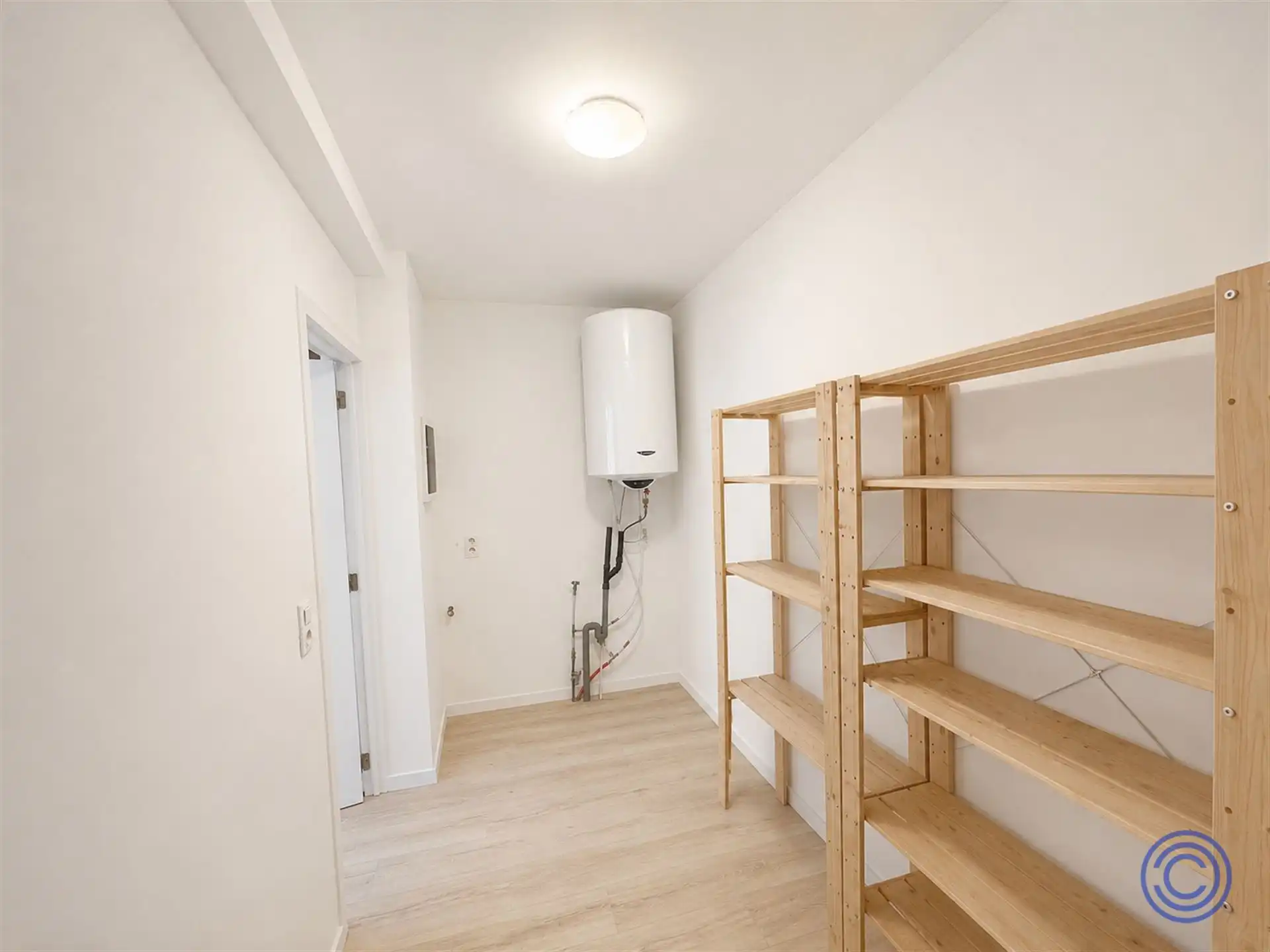 Ruime duplex met 2 slaapkamers in centrum Antwerpen! foto 8