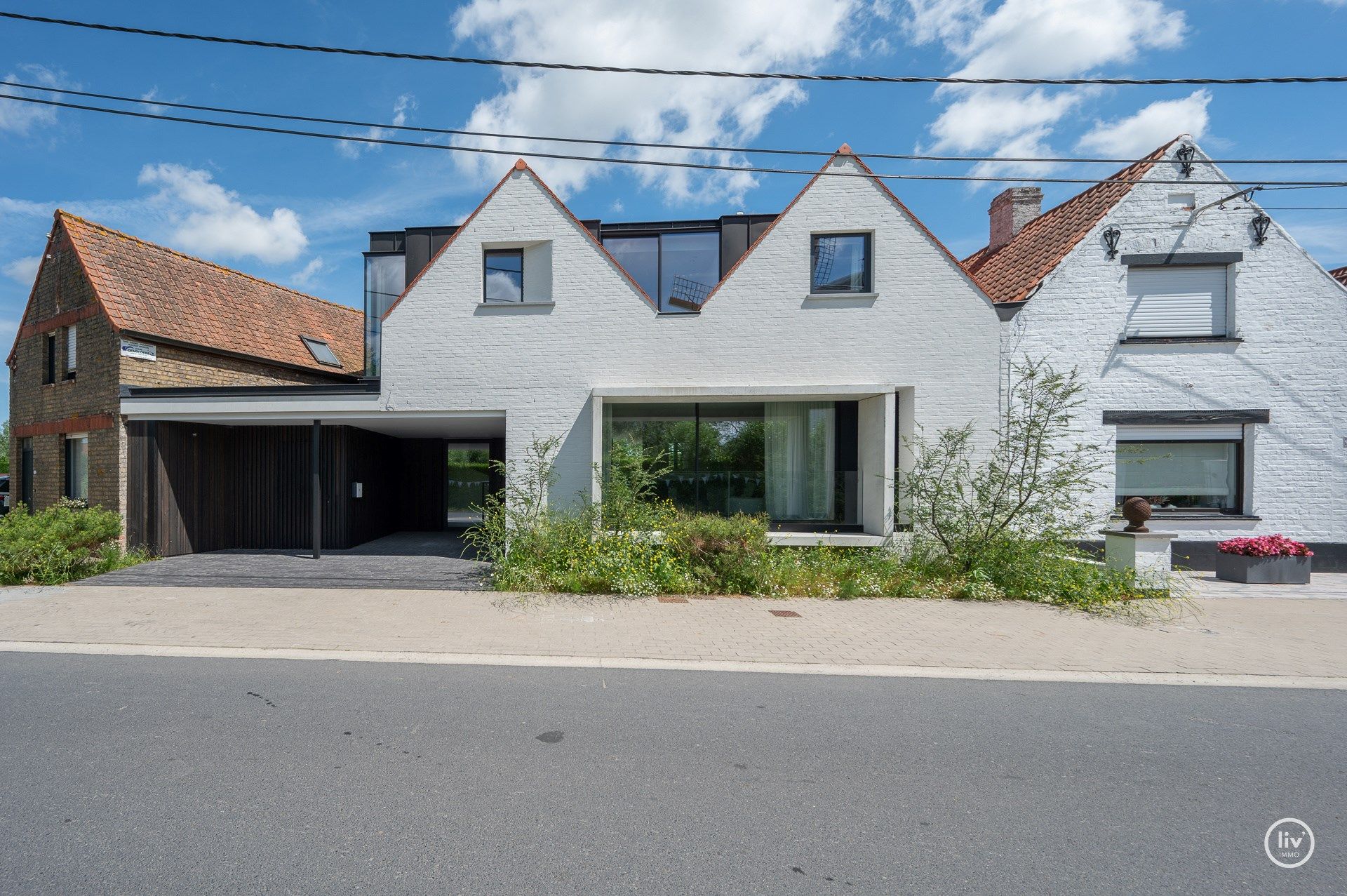 Uitzonderlijke en exclusieve nieuwbouwwoning gelegen op een idyllische ligging met een ongeziene afwerkingsgraad.  foto 43