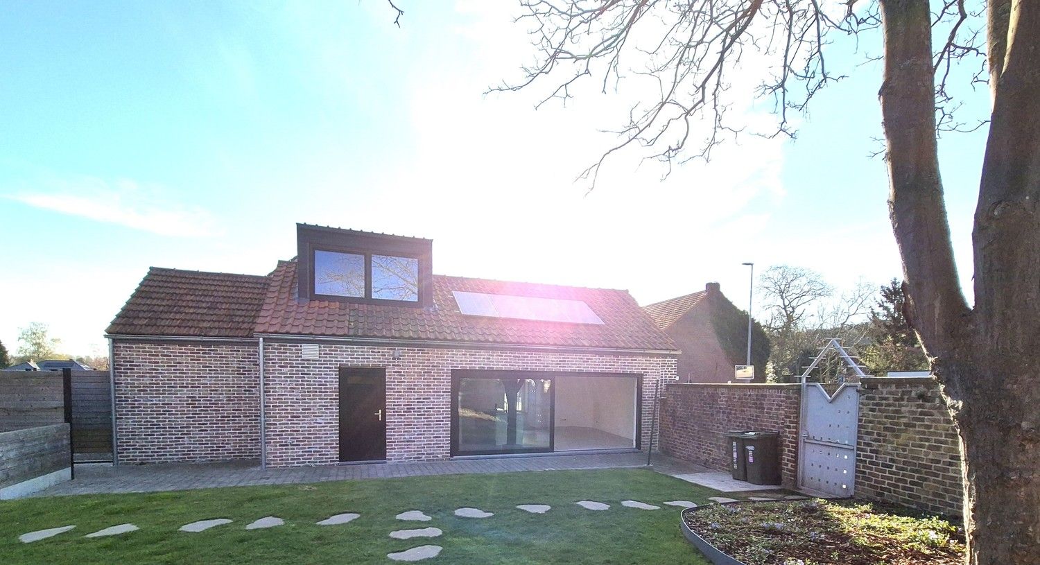 "Charmante hoekwoning " Bakkershuisje" met sfeervolle renovatie foto 5