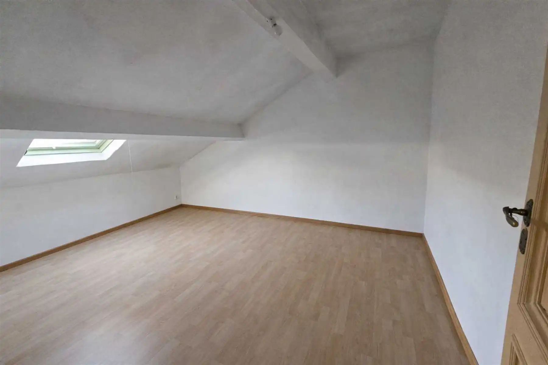 Karaktervol herenhuis met stadstuintje en vier slaapkamers in Oud-Berchem foto 24