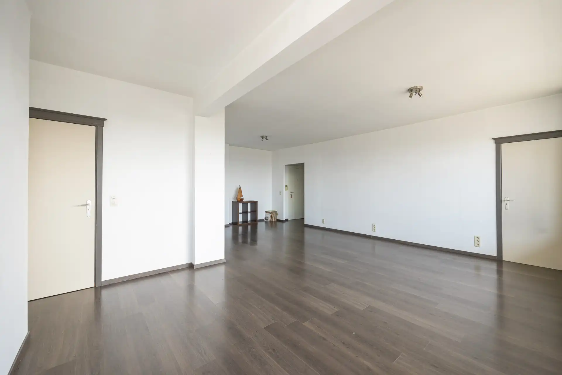 Ruim en lichtrijk appartement met panoramisch uitzicht! foto 9