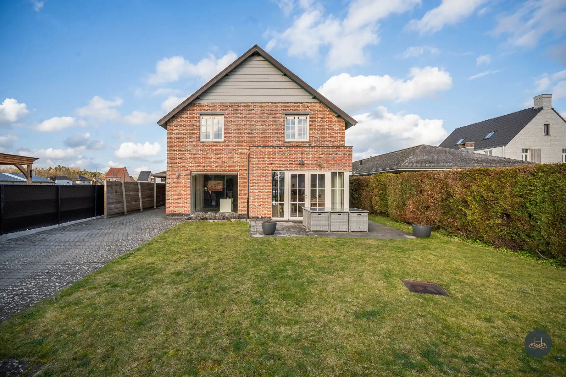 Moderne, energiezuinige en instapklare woning op 648m²  foto 2