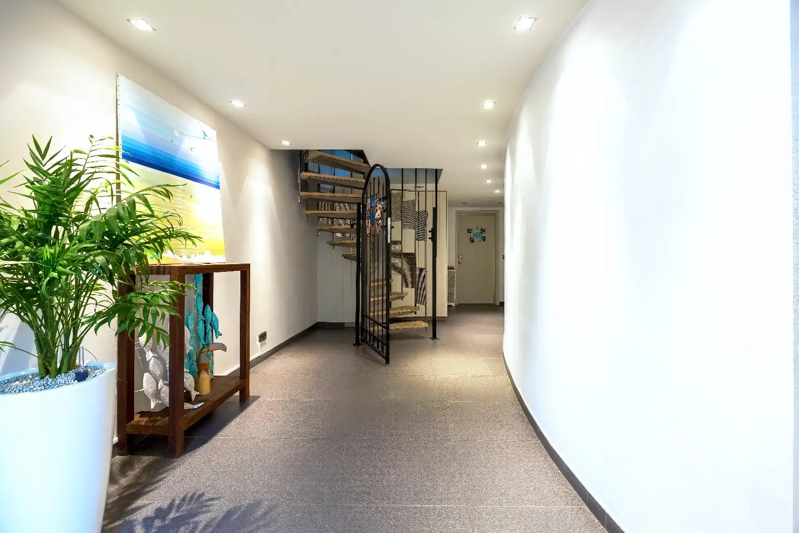 Prachtige woning met dubbele garage en tuin  foto 18