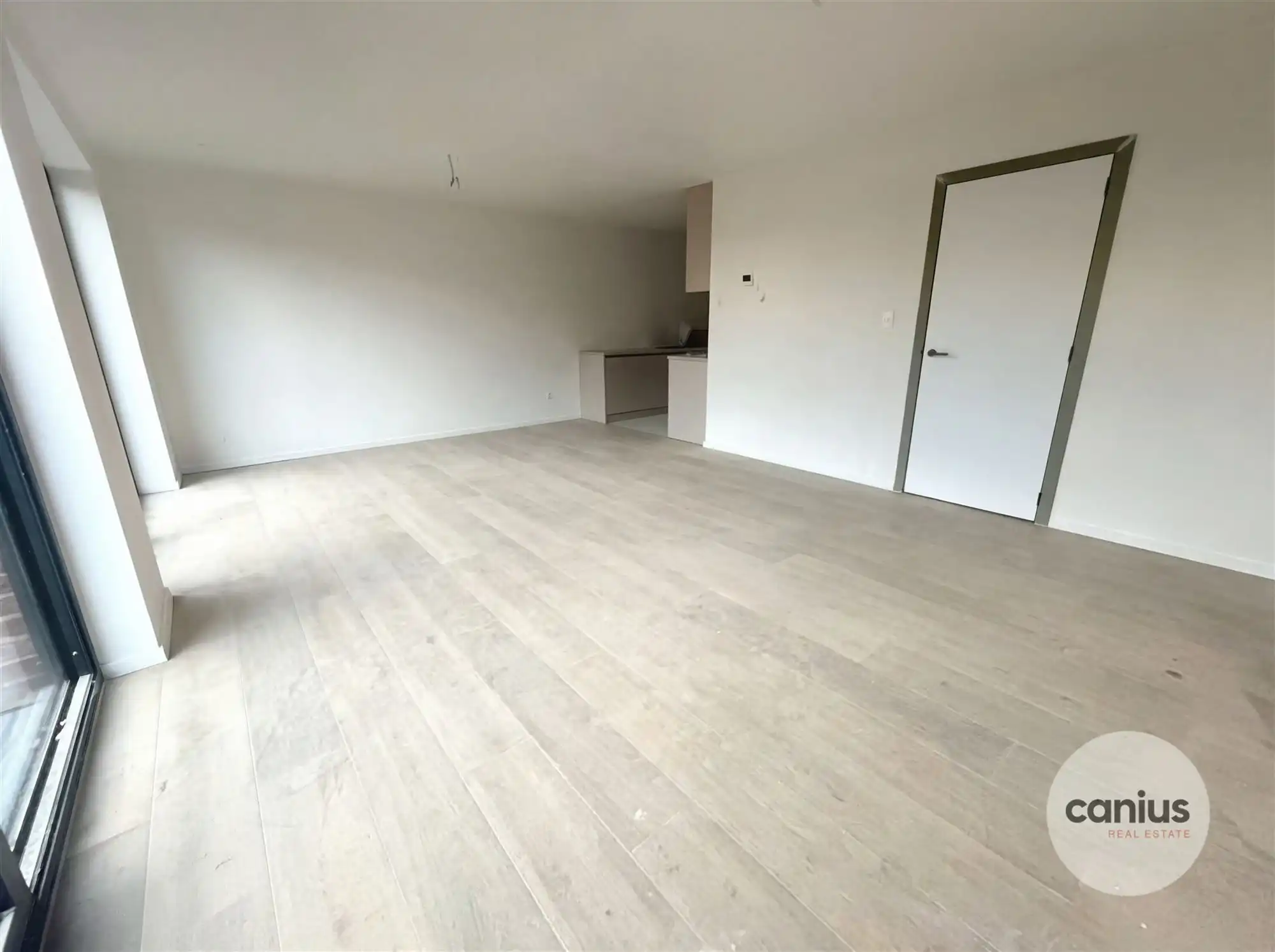 KNAPPE NIEUWBOUWWONING MET 3 SLPKS foto 2