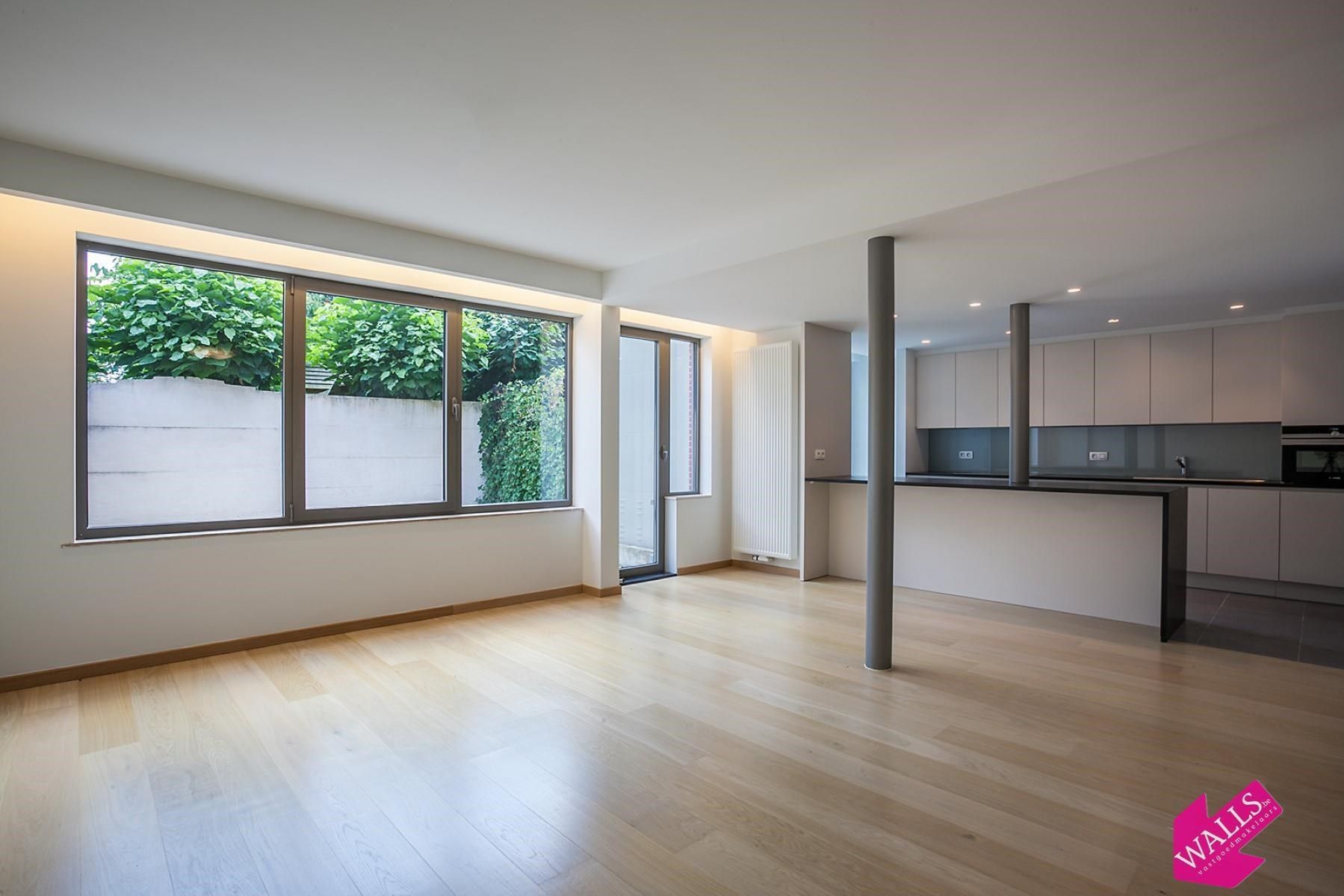 Gelijkvloers appartement met terras foto 4