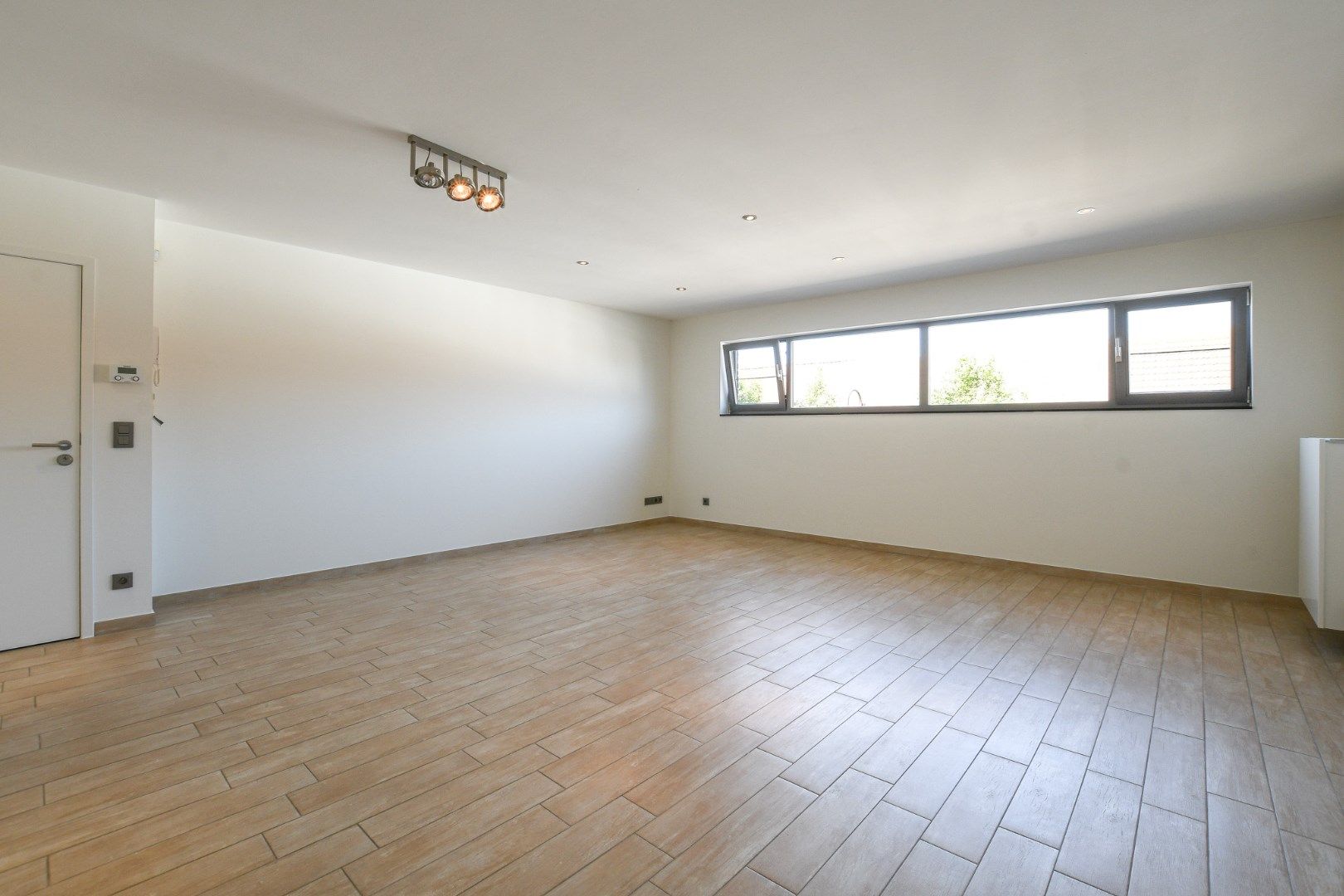 Volledig gerenoveerd appartement met terras te koop in Klemskerke (De Haan) foto 16