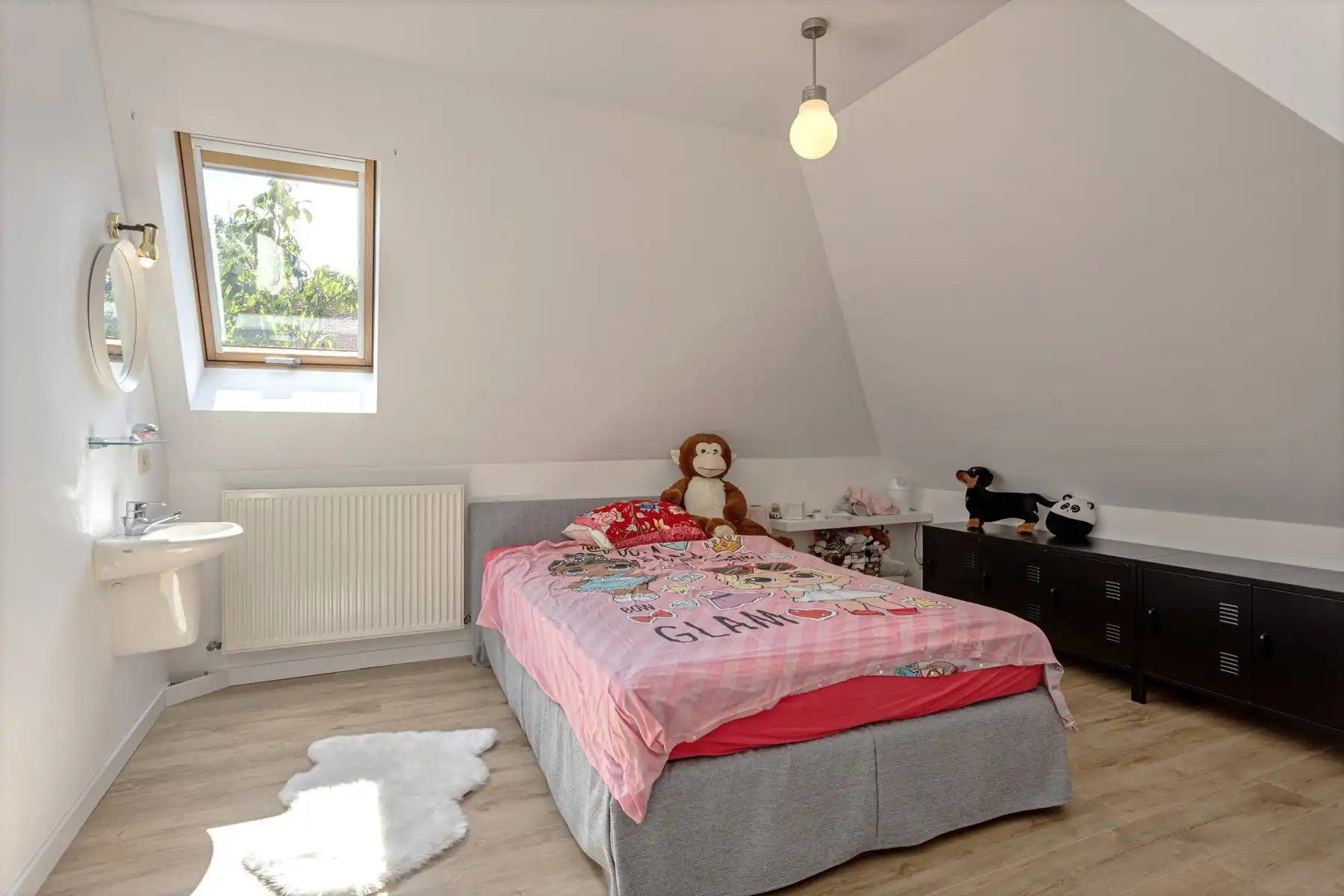 Ruime, gerenoveerde, energiezuinige villa met zwembad foto 20