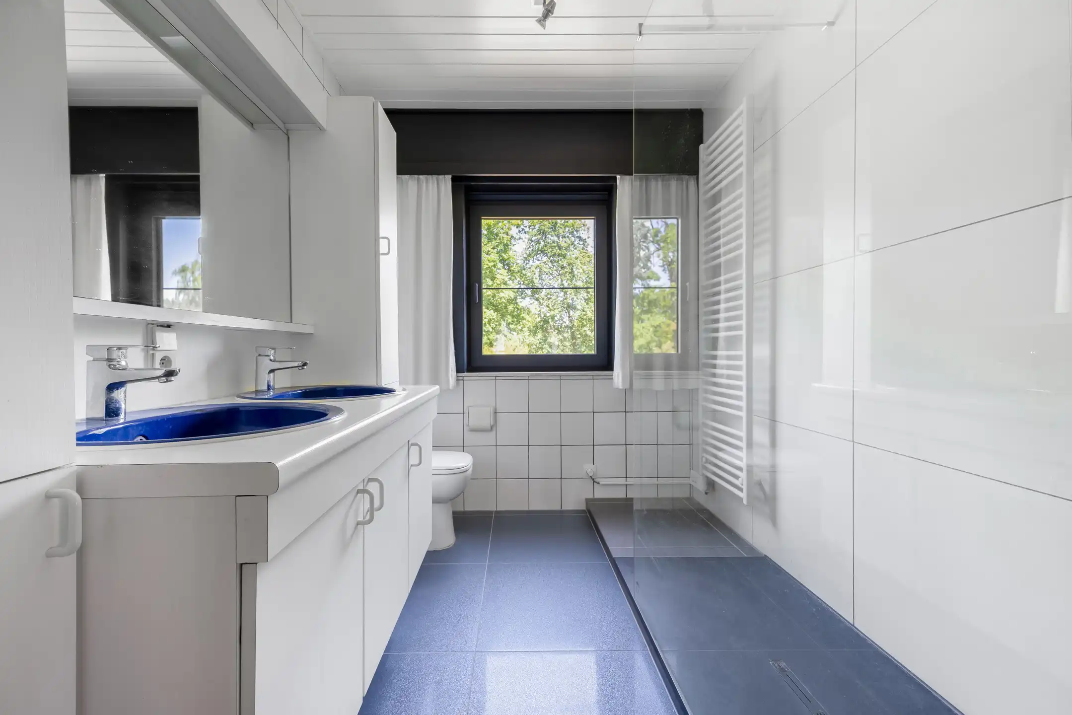Charmante woning met uitzicht op blijvend groen foto 24