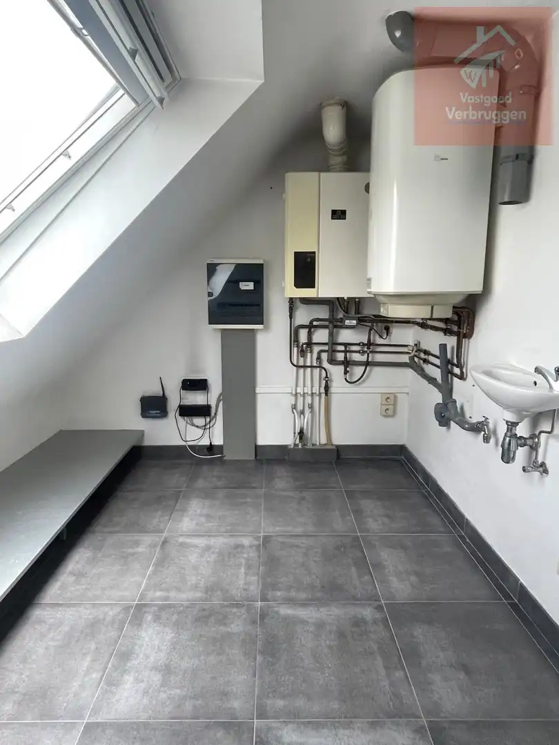 Stijlvol duplex-appartement met 2 slaapkamers op 4de verdieping in hartje Aalst foto 16
