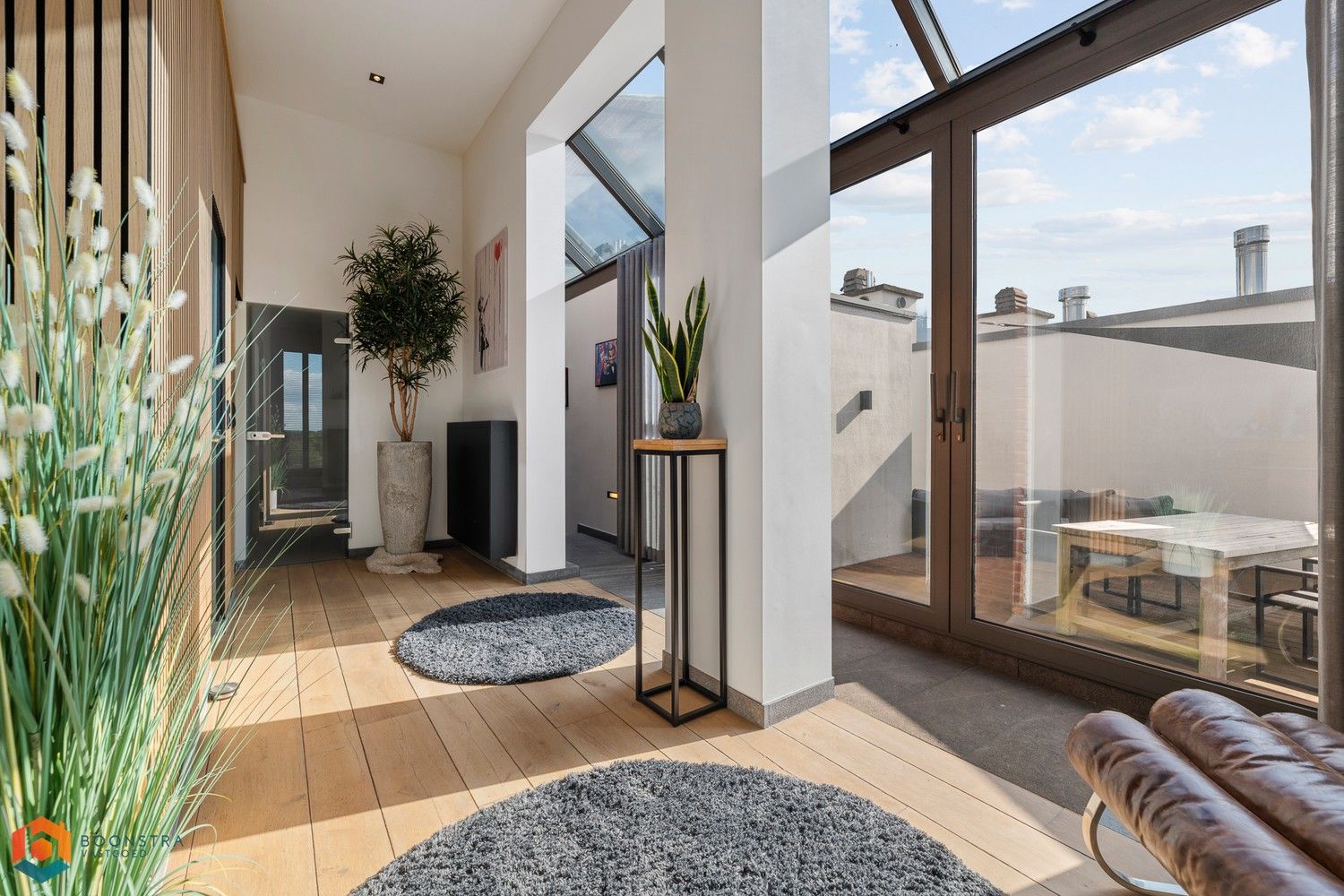 Unieke penthouse met 2 slpkrs aan de vaart te Lier foto 12