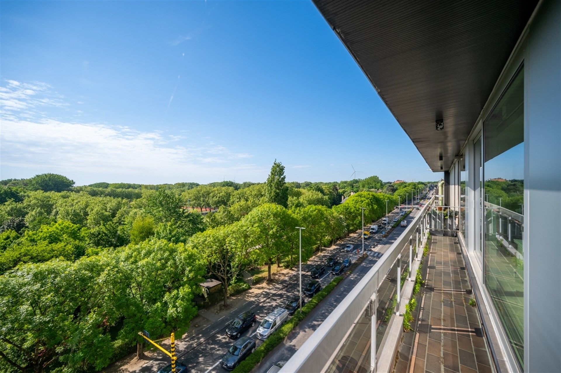 Ruim appartement met zicht op stadspark van Aalst foto 5