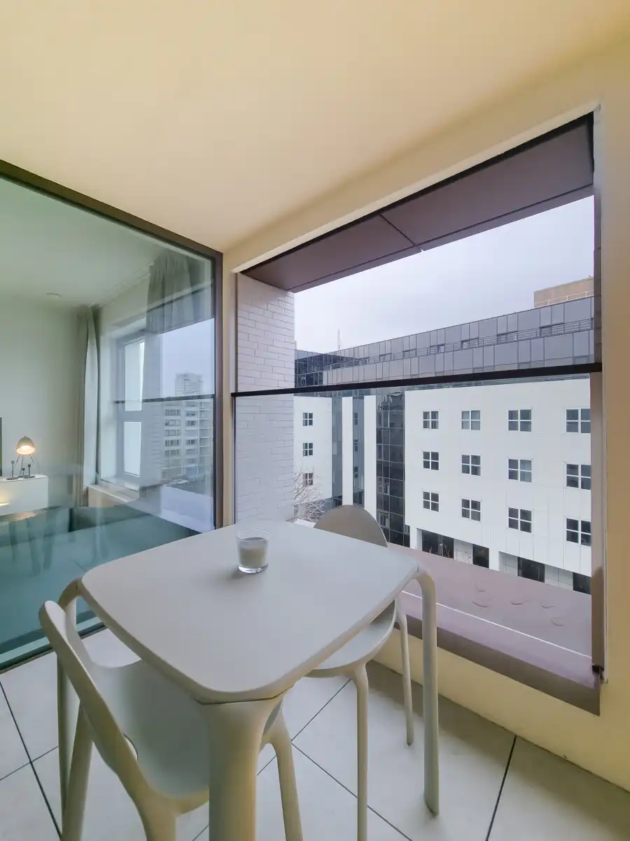 Prachtig gemeubeld appartement met TERRAS foto 5