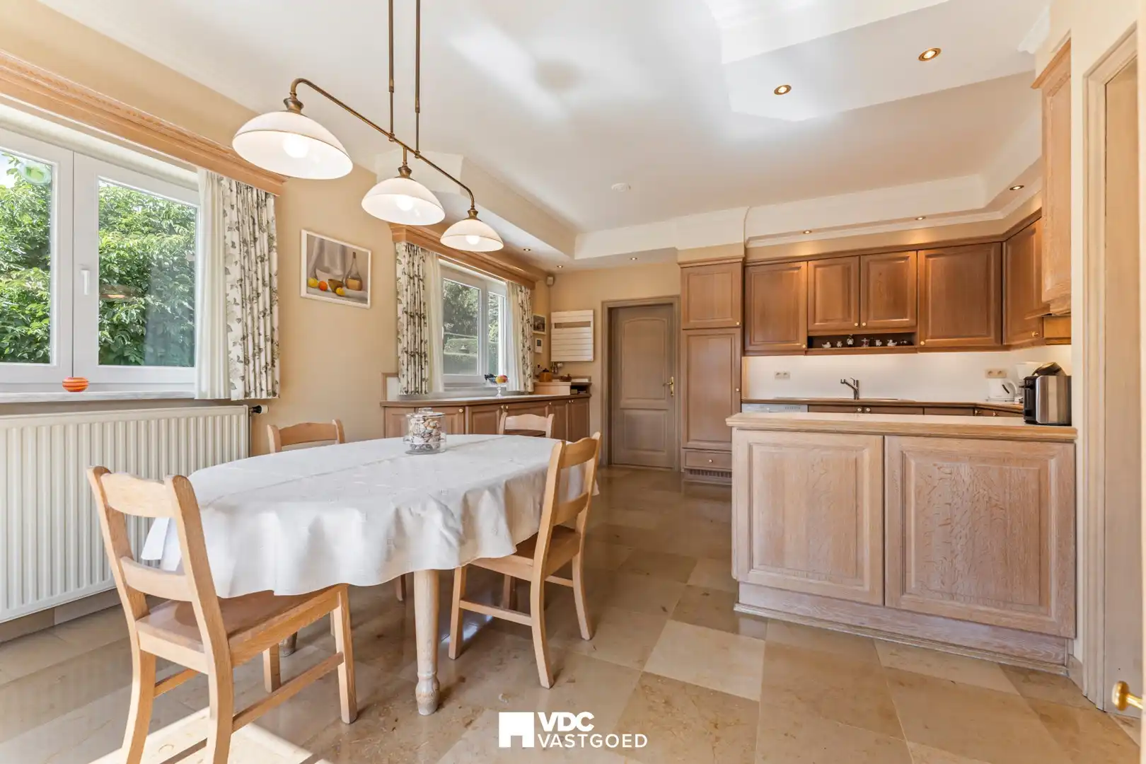 Unieke villa met kantoorruimte, binnenzwembad en opsplitsingsmogelijkheid – Tongeren/Borgloon foto 17