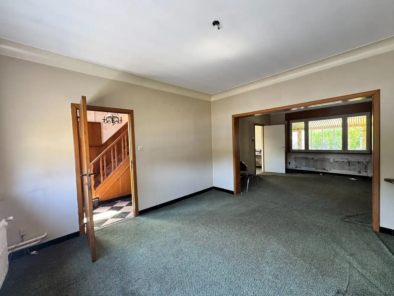 Te renoveren woning met potentieel foto 4