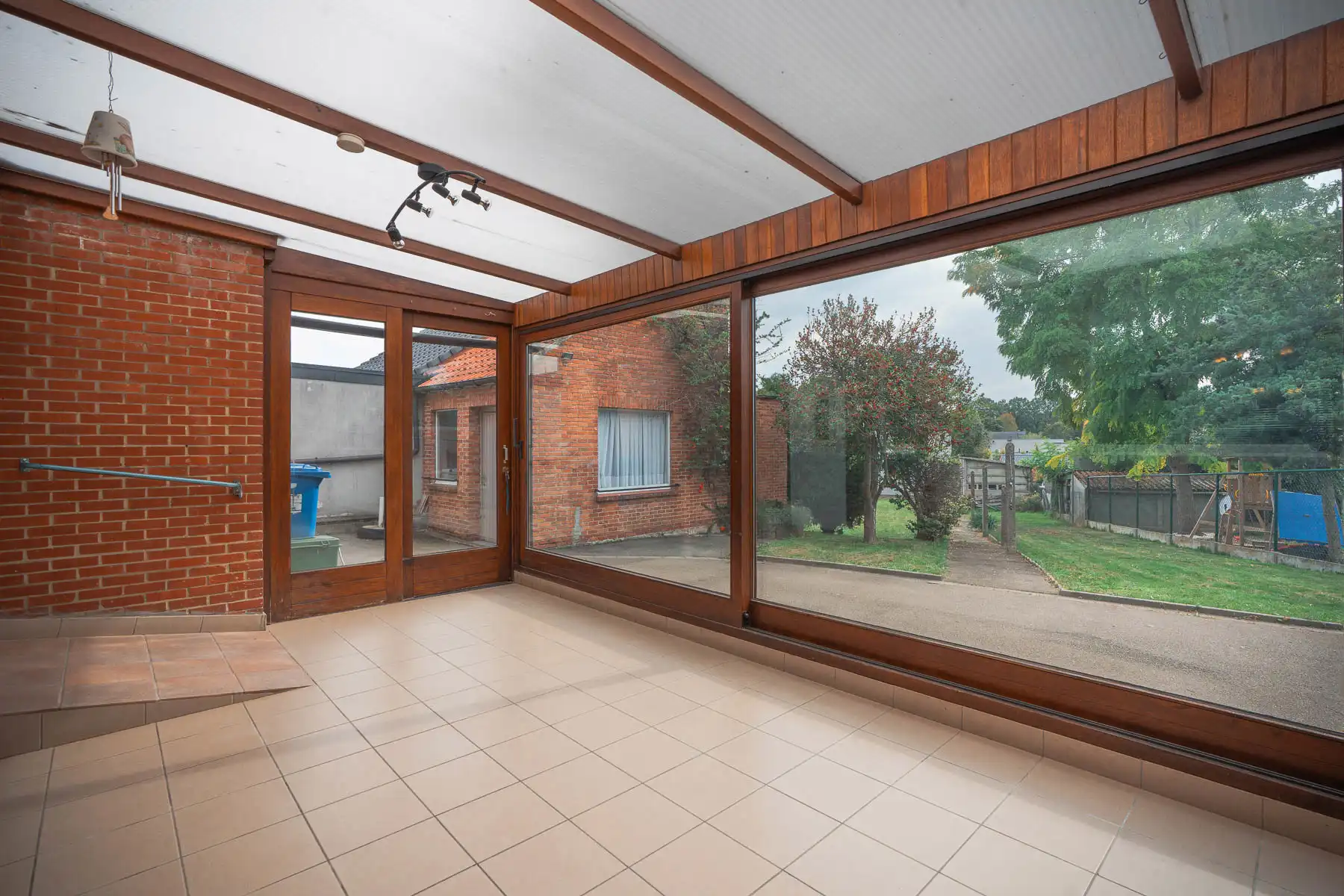 Karaktervolle woning met veel potentieel op toplocatie foto 25