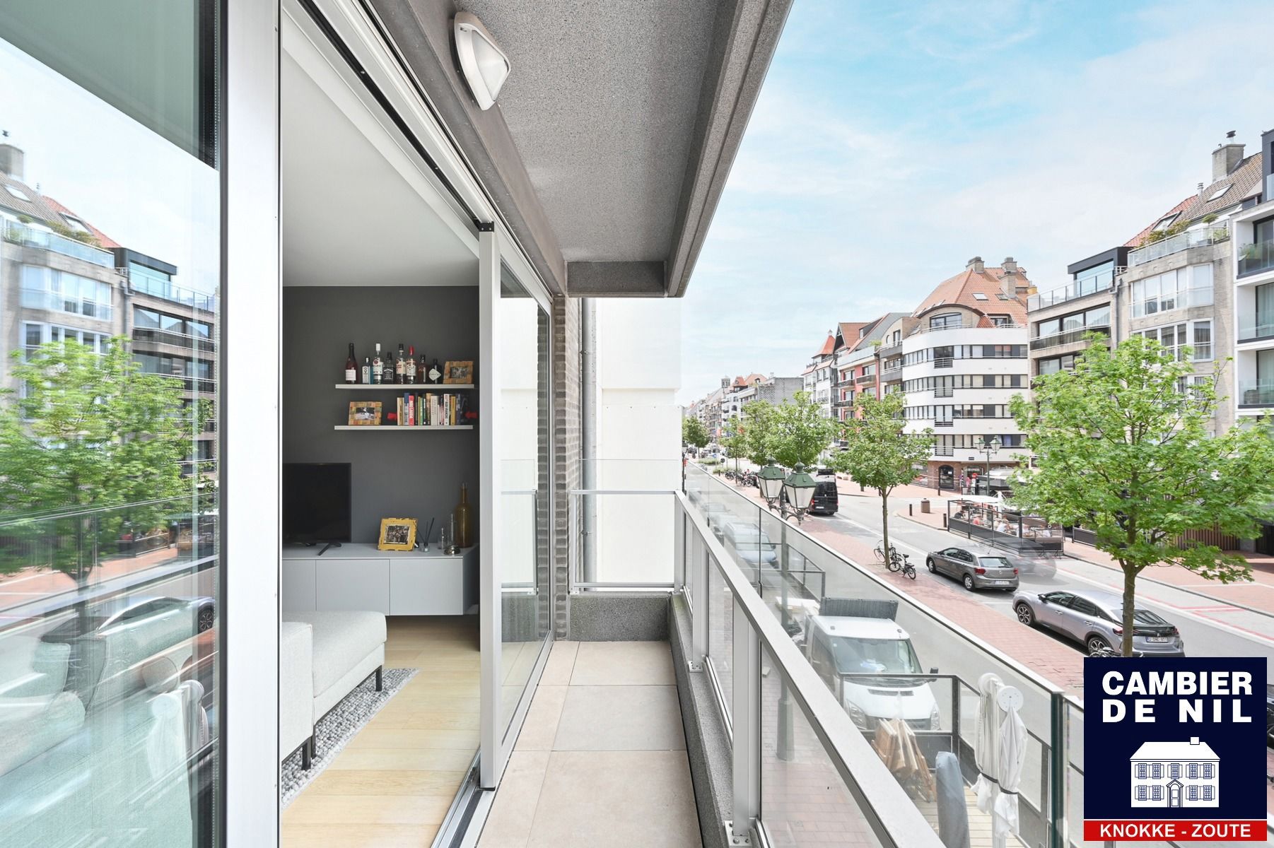 Super aangenaam appartement in recente residentie met brede gevel  foto 8