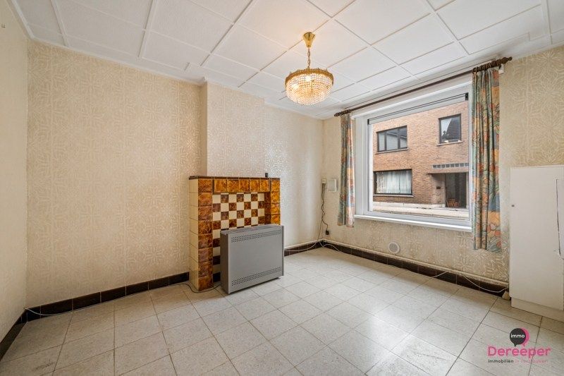 Te renoveren rijwoning op centrale ligging foto 5