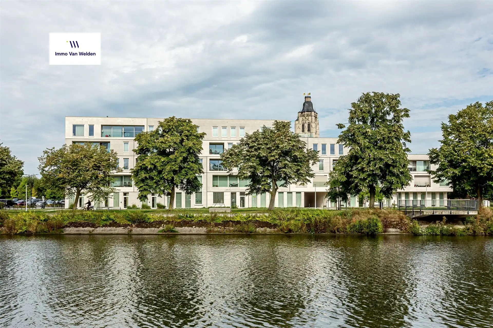 Uniek gelegen appartement met frontaal zicht op de Schelde foto 3