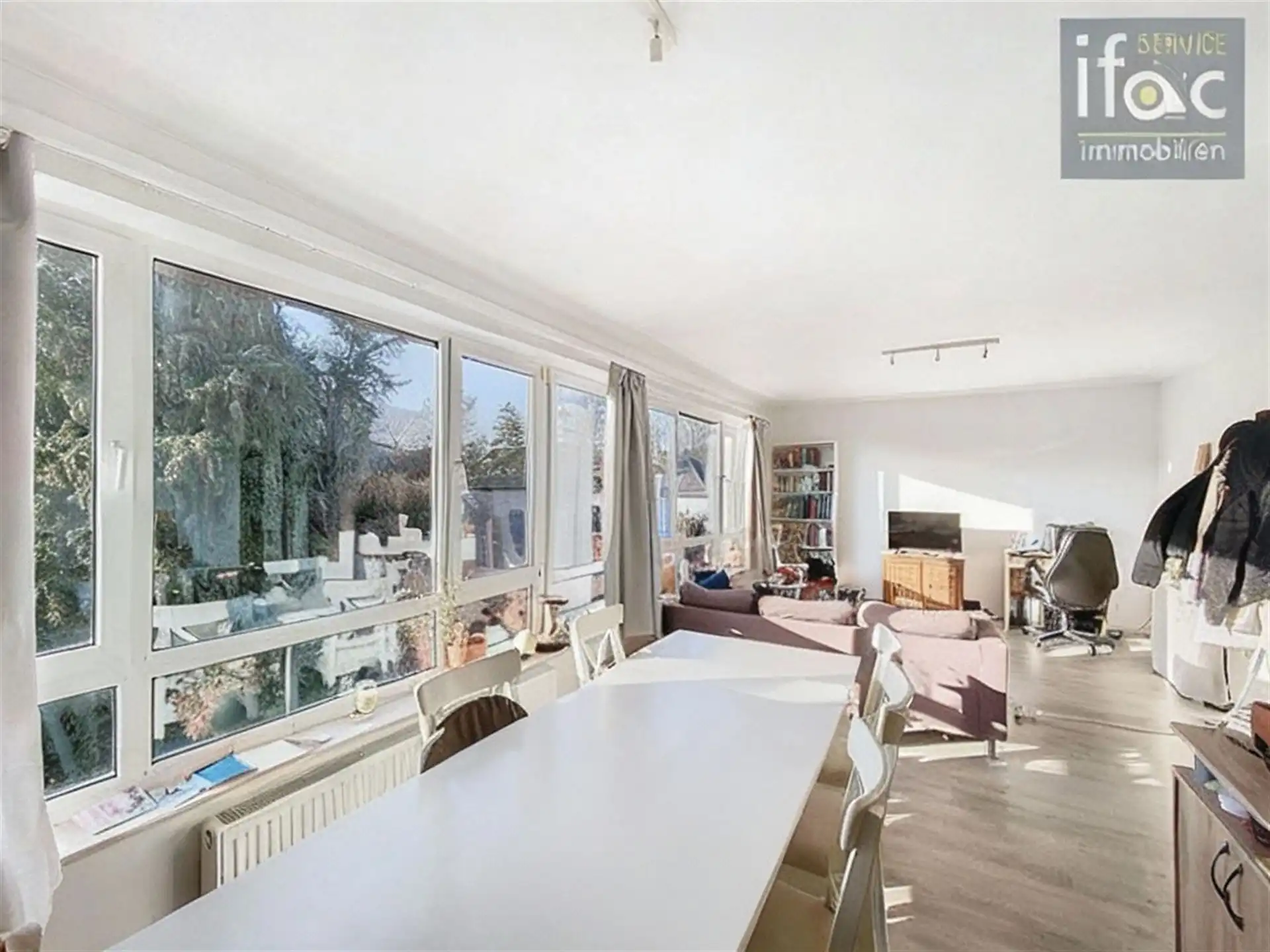 Lichtrijk appartement met 2 slaapkamers en privétuin  foto 2