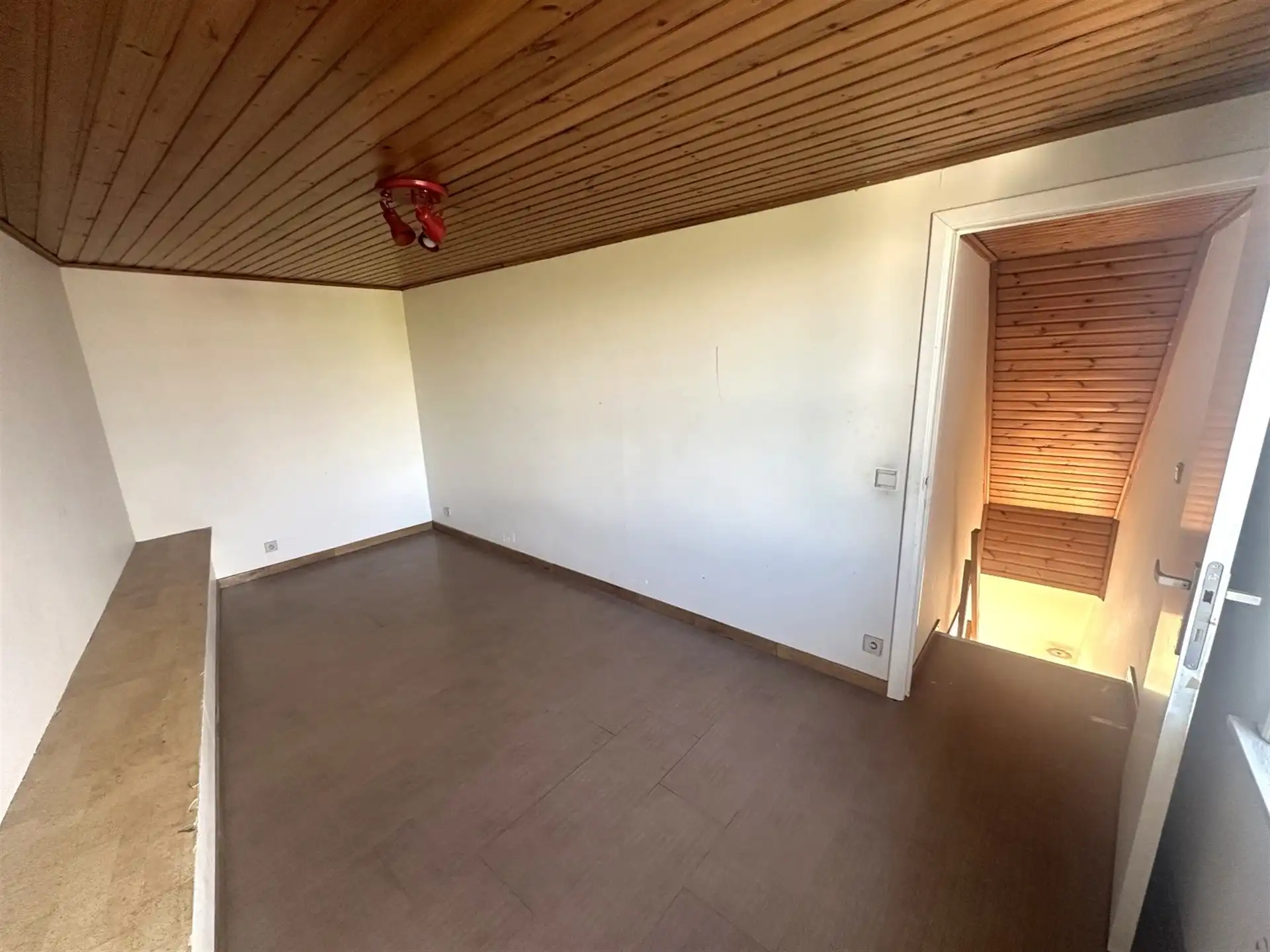 Gunstig gelegen appartement met 2 slaapkamers in Aalst foto 9