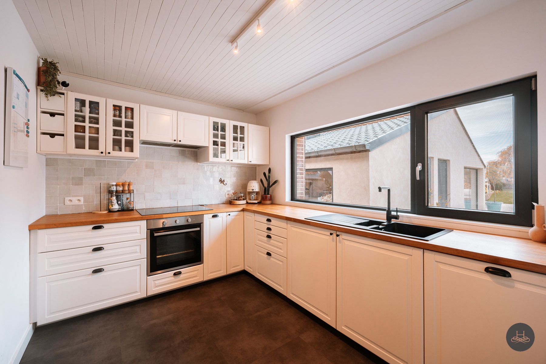 Ruime, instapklare woning met karakter en een vakantiegevoel foto 37