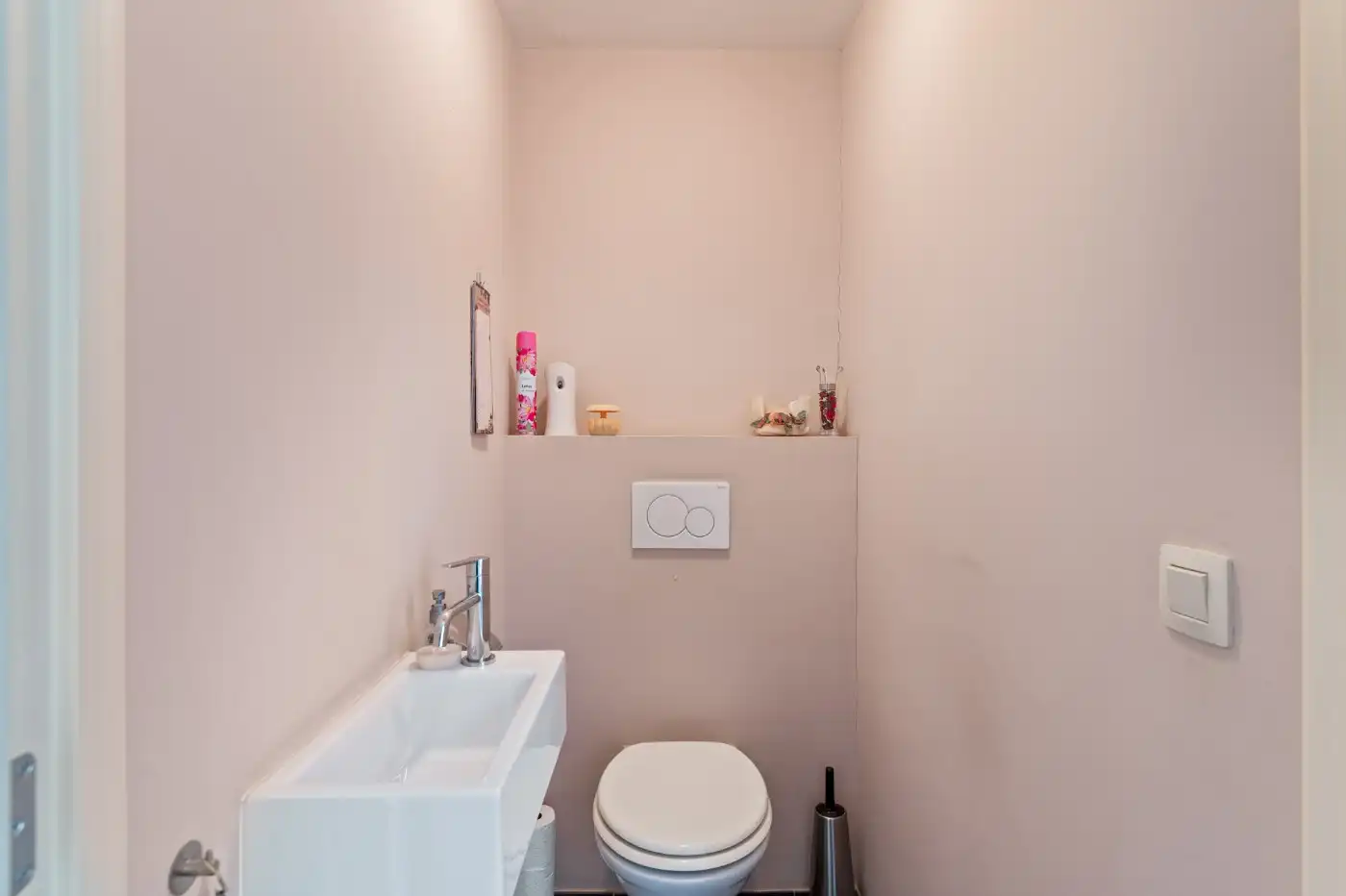 Recent, energiezuinig app. op 2e verd. met 2 slpk. en terras foto 11