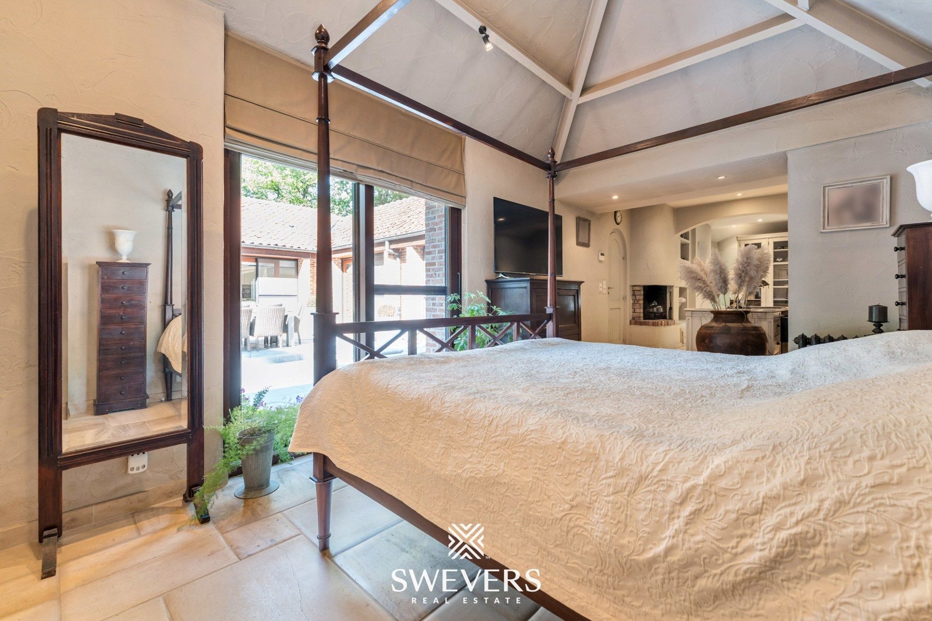 Exclusieve villa in Zuid-Franse stijl omgeven door groen in residentiële wijk Kayenberg foto 17