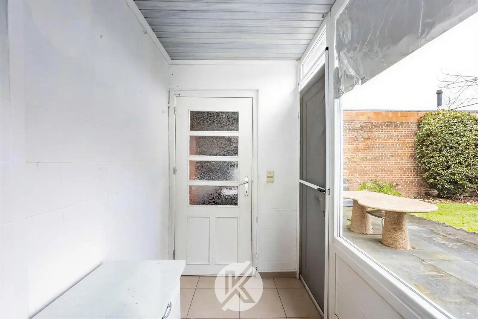 Te renoveren woning nabij de markt foto 12