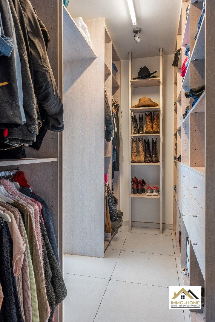Instapklare bungalow op een perceel van bijna 70 are nabij het centrum van Lochristi! foto 22