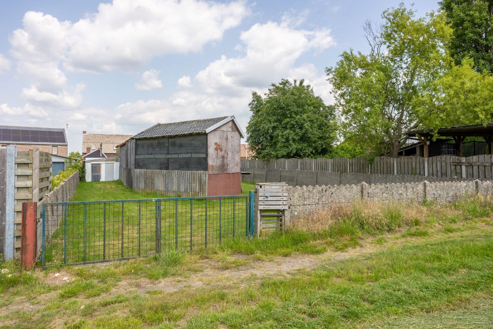 Deze te renoveren woning, op een mooi perceel van 8a30 wordt verkocht! foto 11