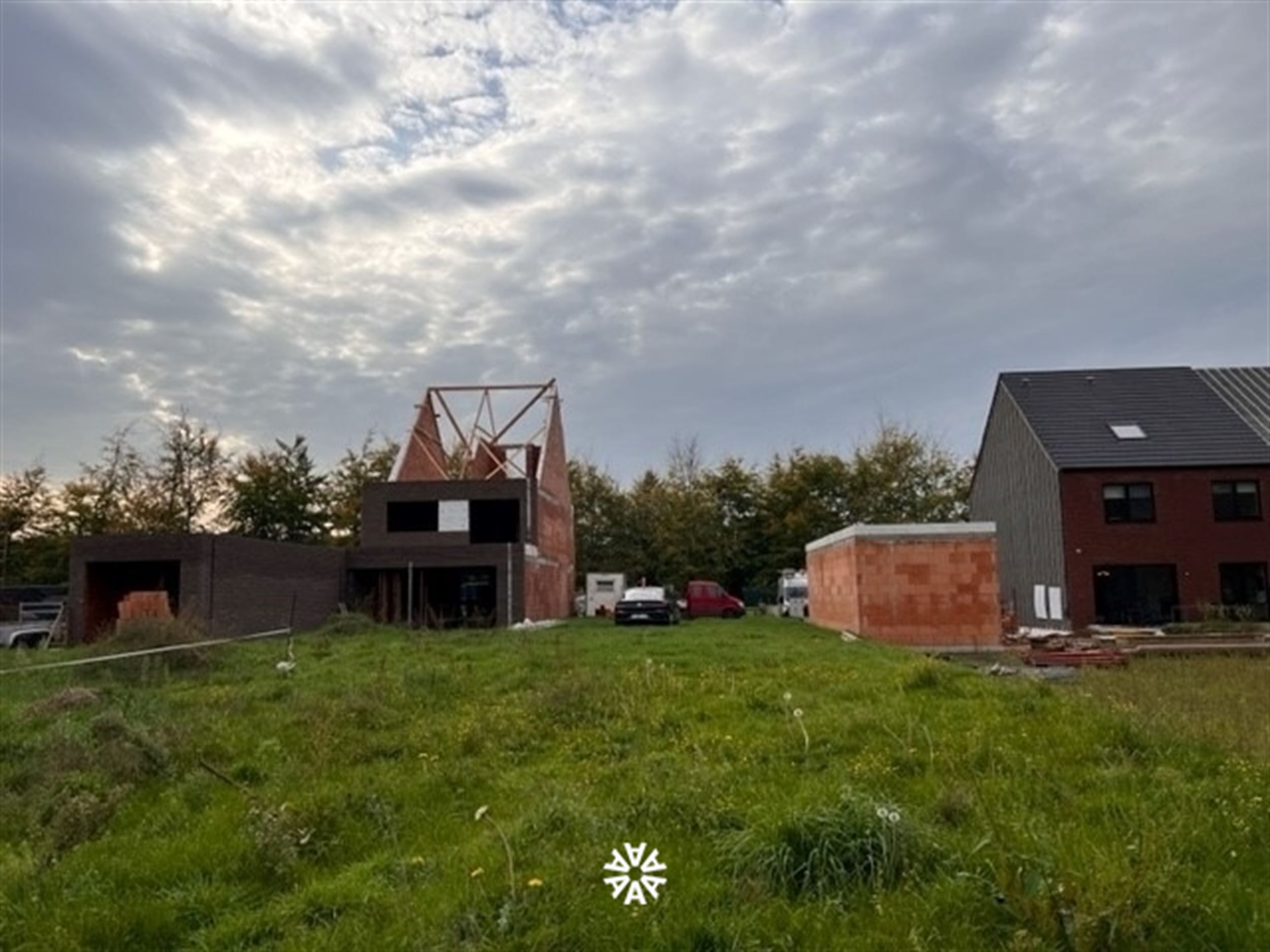 Uitstekend gelegen bouwgrond voor HOB in Waasmunster foto 2